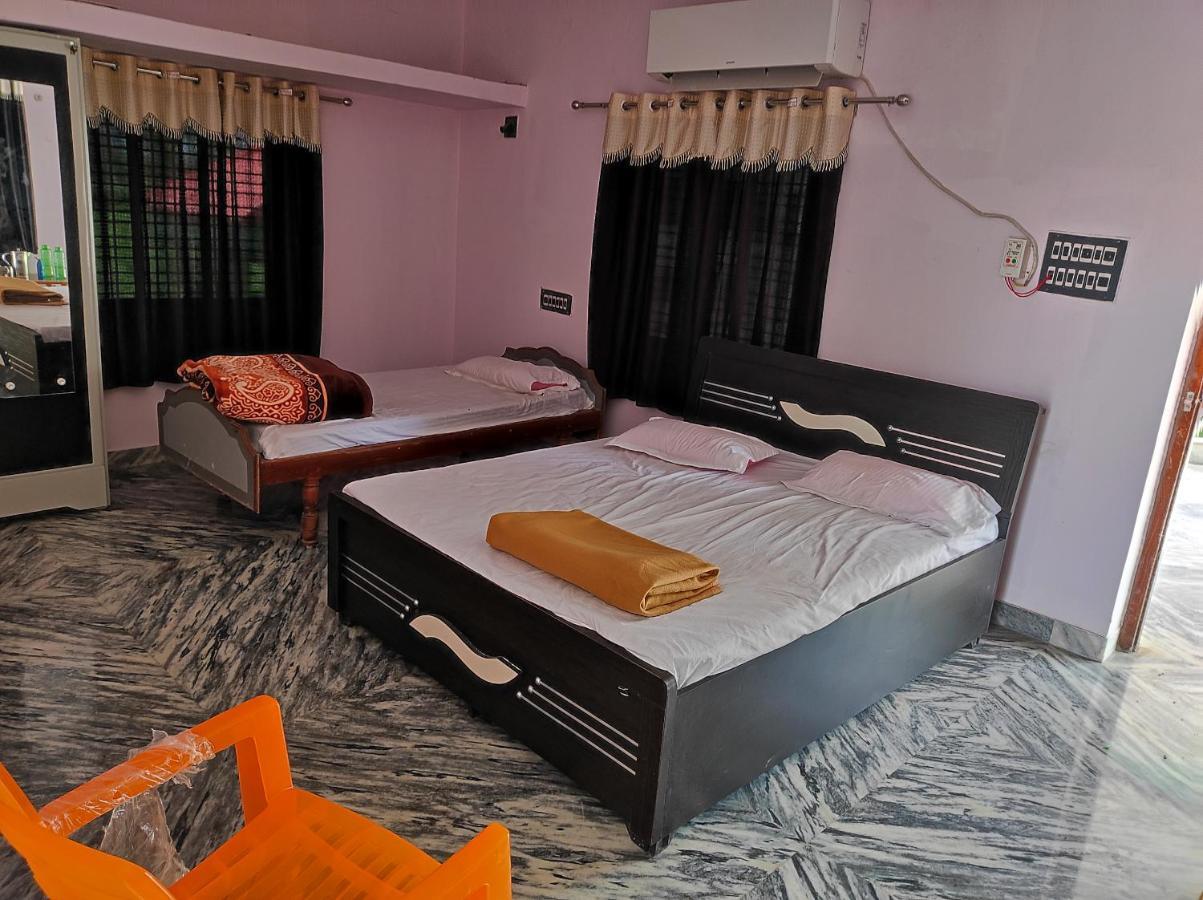 Vrundavan Home Stay And Village Resort Kevadia Exteriör bild