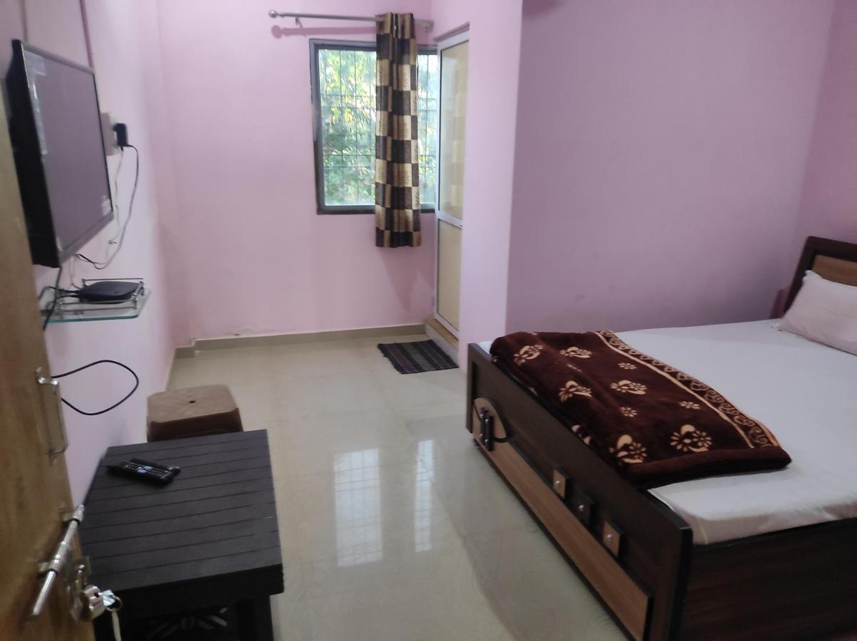 Vrundavan Home Stay And Village Resort Kevadia Exteriör bild